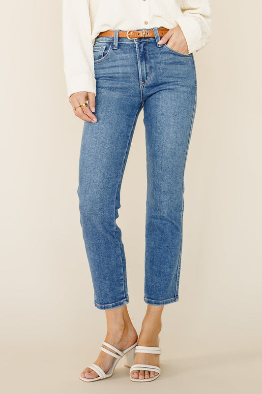 Tillie Straight Leg Jeans in Medium Wash