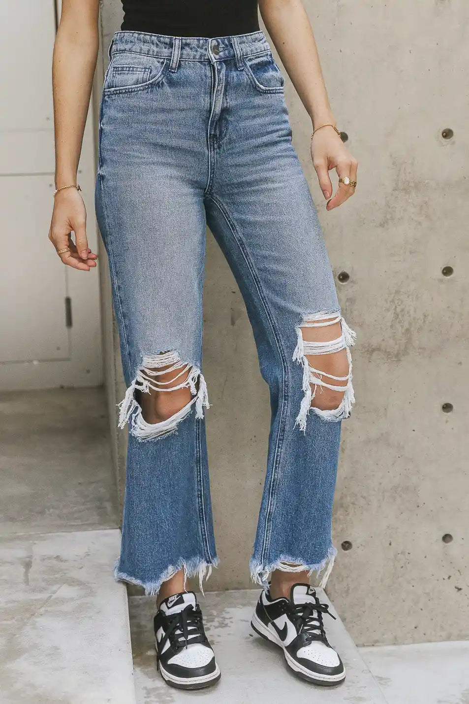 Charlie Distressed Jeans in Medium Wash