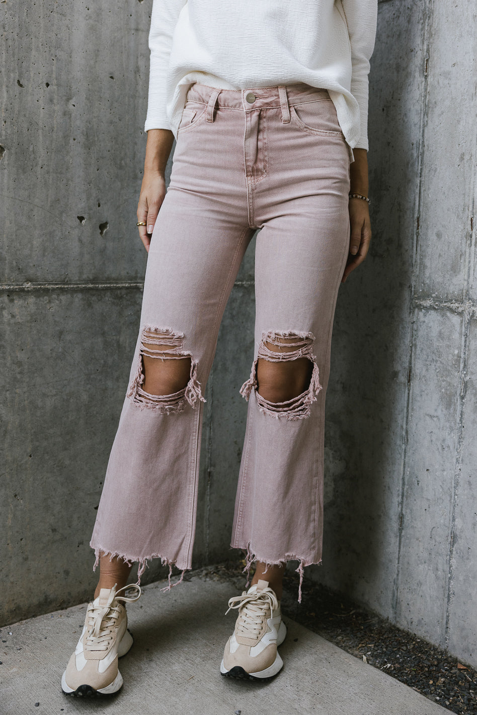 Charlie Distressed Jeans in Rose