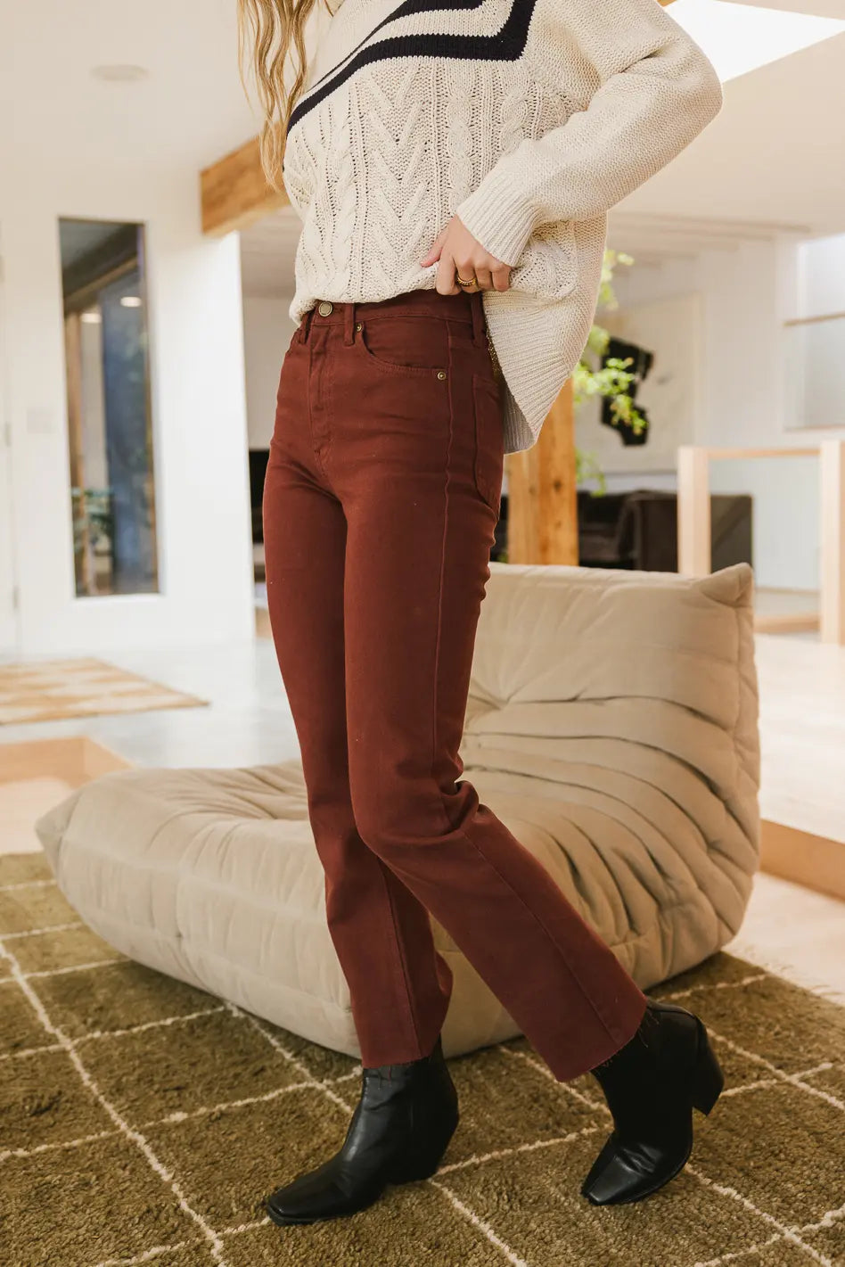 Amara Straight Leg Jeans in Burgundy