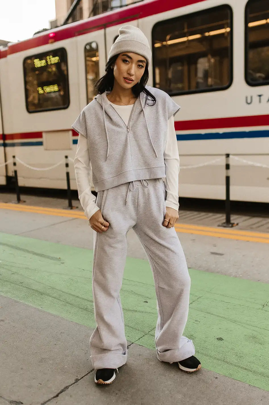 Amy Sweatpants in Grey