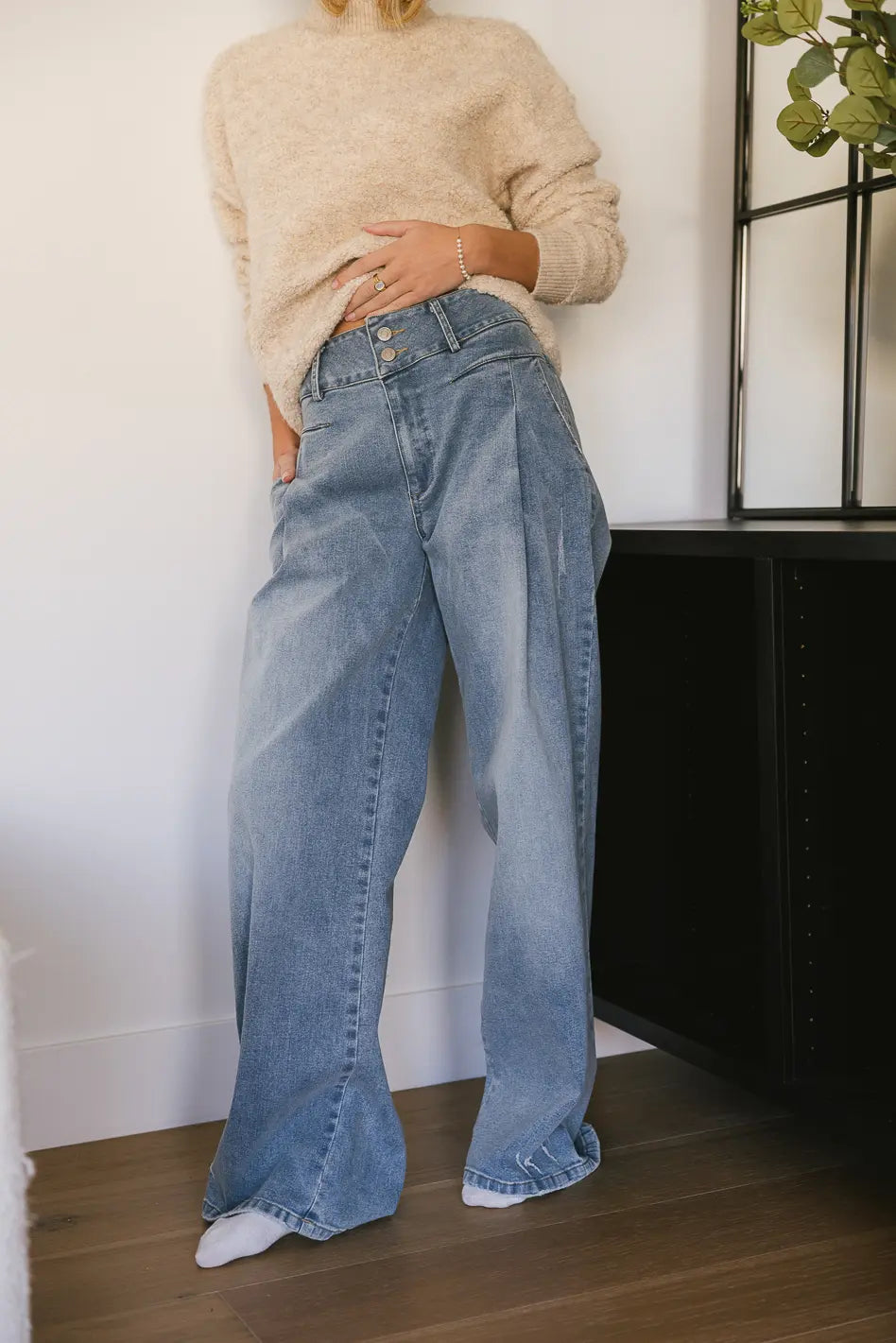 Vera Wide Leg Jeans