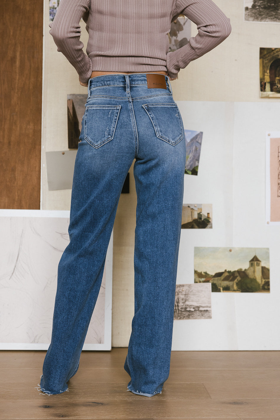 Riley Dad Jeans in Medium Wash