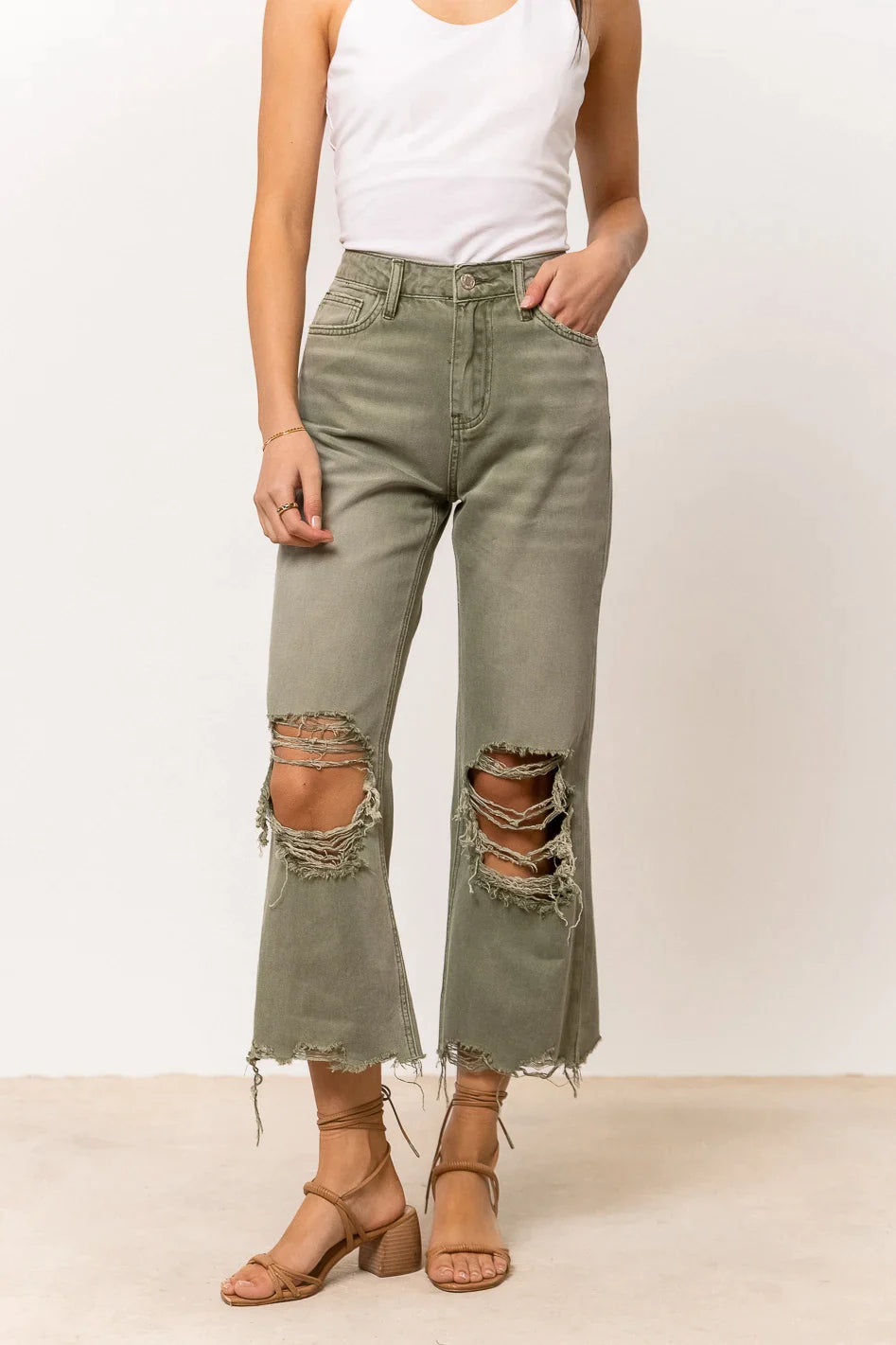 Charlie Distressed Jeans in Olive